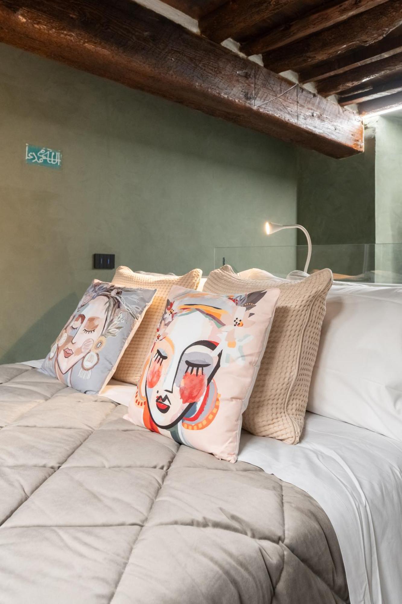 Apartment Keys Of Italy - Vigna Vecchia 24 - Cozy Mezzanine In Santa Croce Florenz